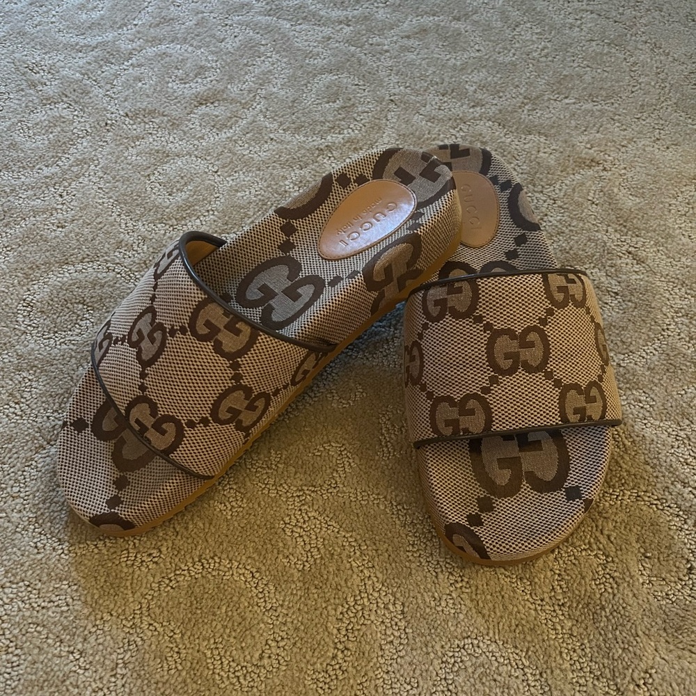 Gucci GG Canvas Slide